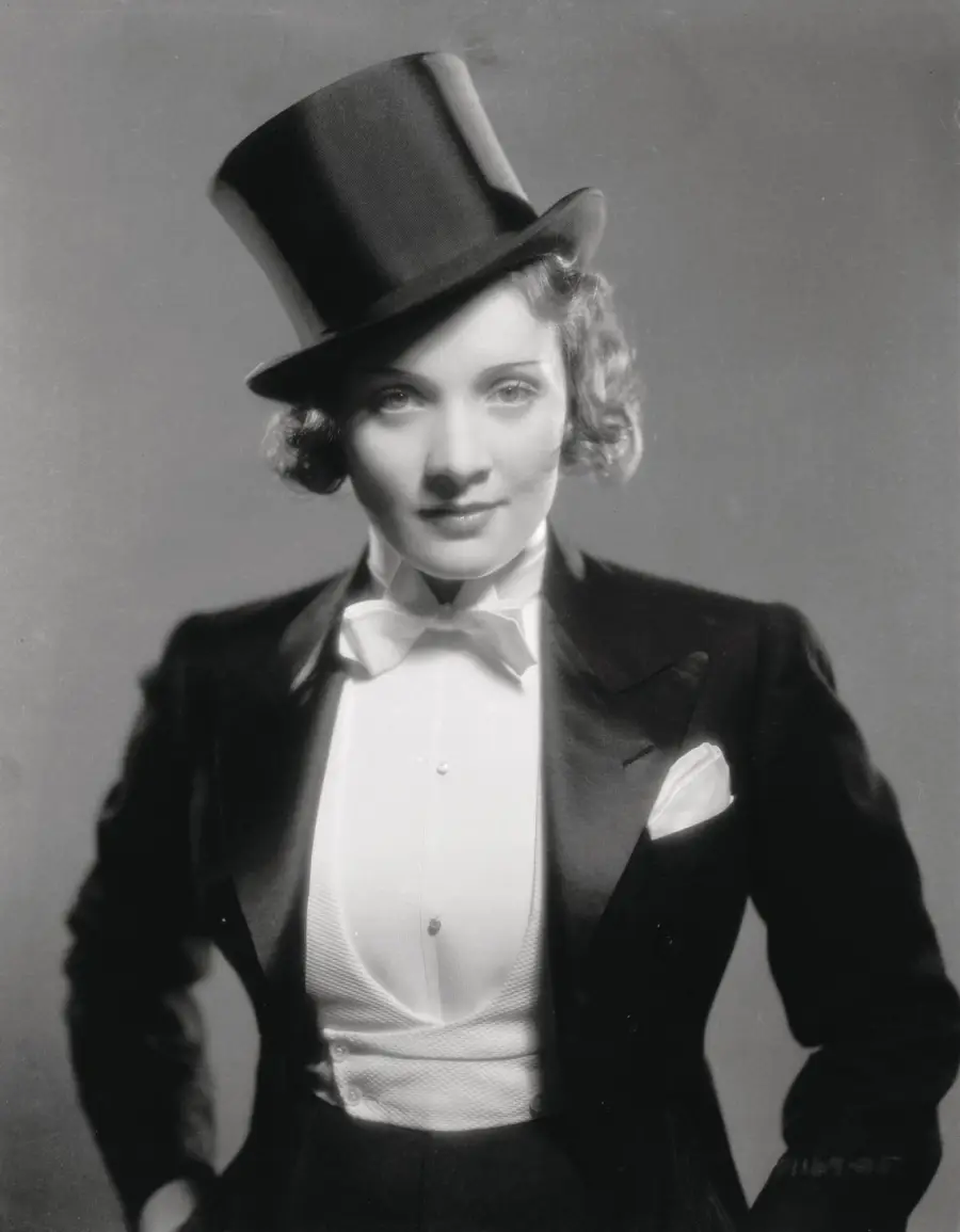 marlene dietrich como amy jolly en la película de 1930 Marruecos; eugene robert richee / john kobal foundation / getty images