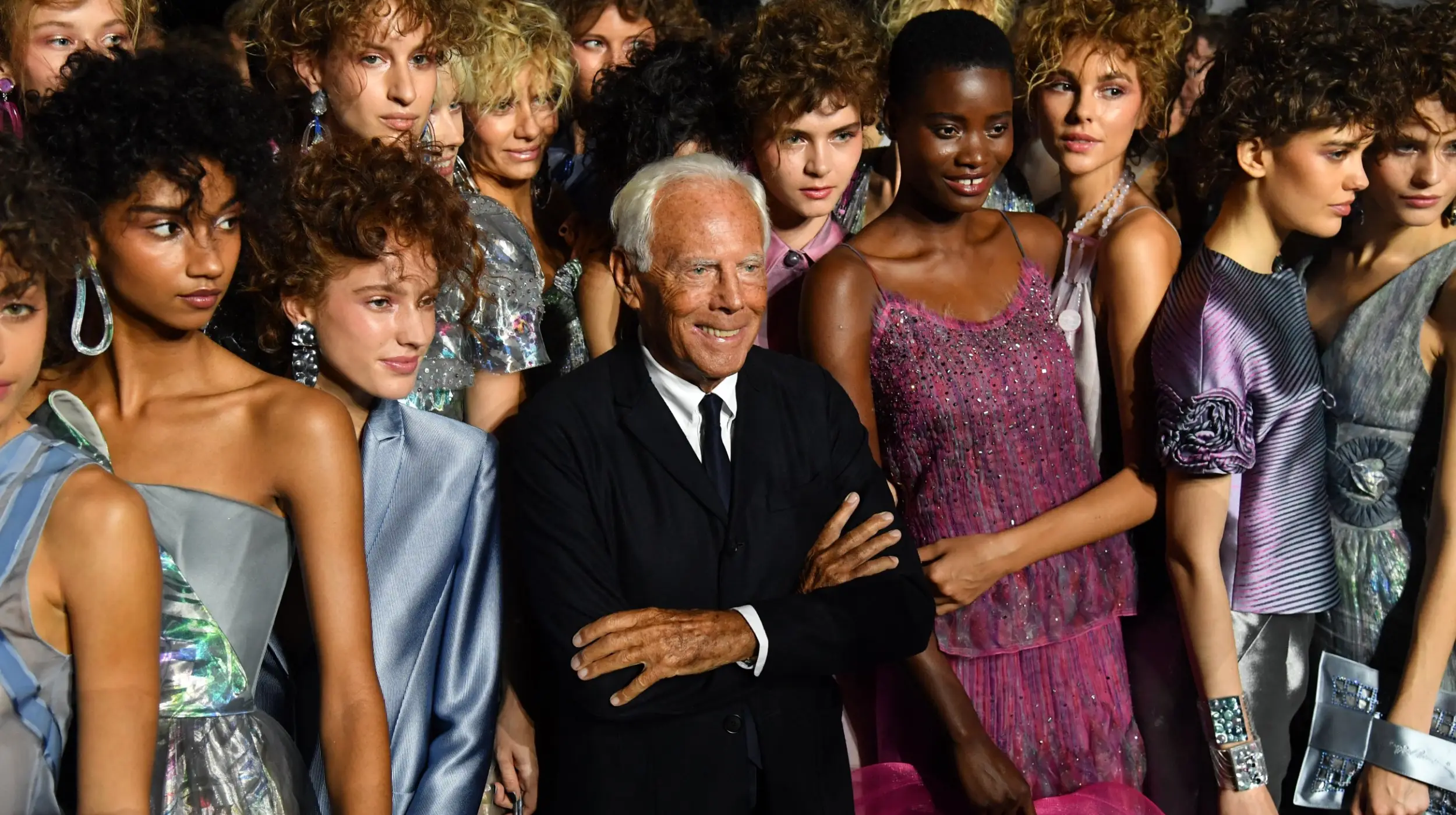 fashion-italy-women-armani-1038270724_5568x3712
