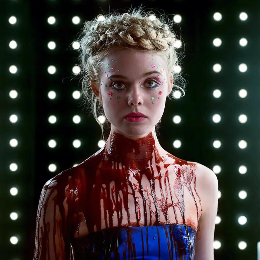 the-neon-demon-alamy-650c8e397d4d1