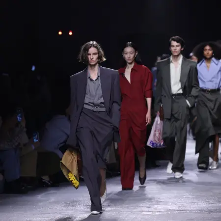 Bottega Veneta - Runway - Milan Fashion Week - Womenswear Spring/Summer 2025