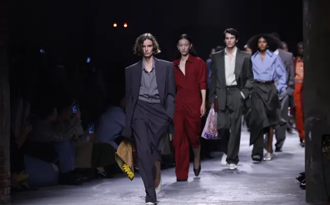 Bottega Veneta - Runway - Milan Fashion Week - Womenswear Spring/Summer 2025