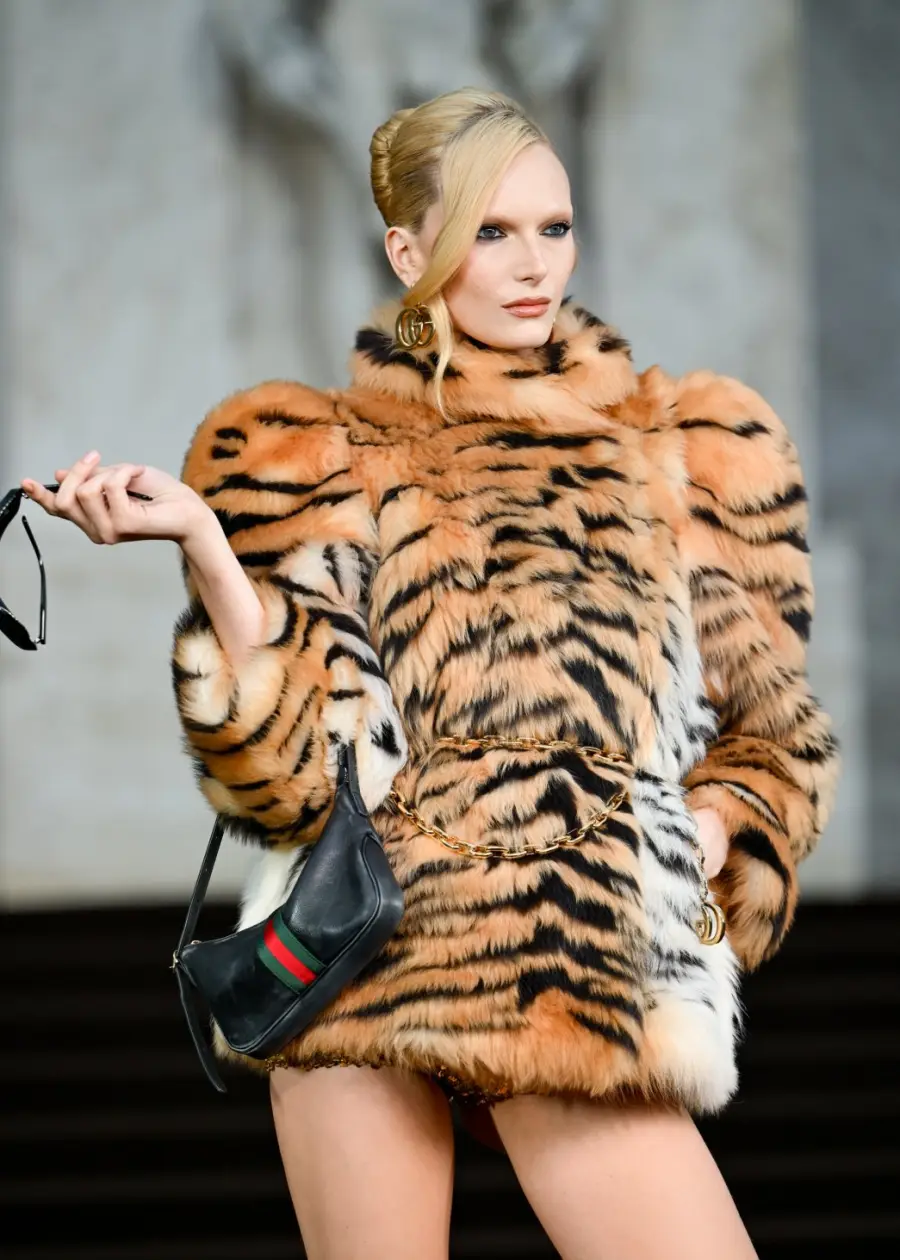 refrito milan - gucci front row 
