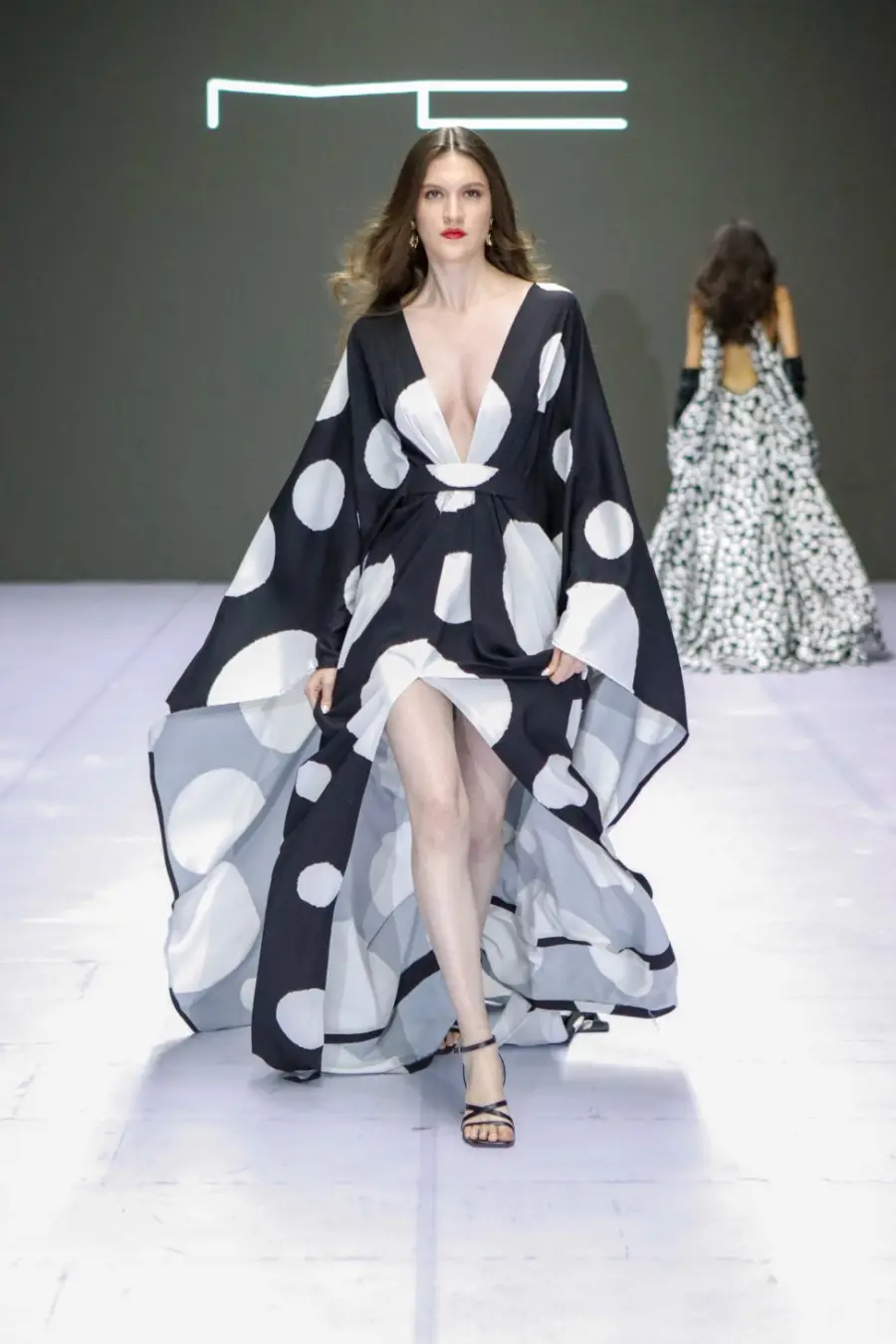 Pasarela Michael Castello