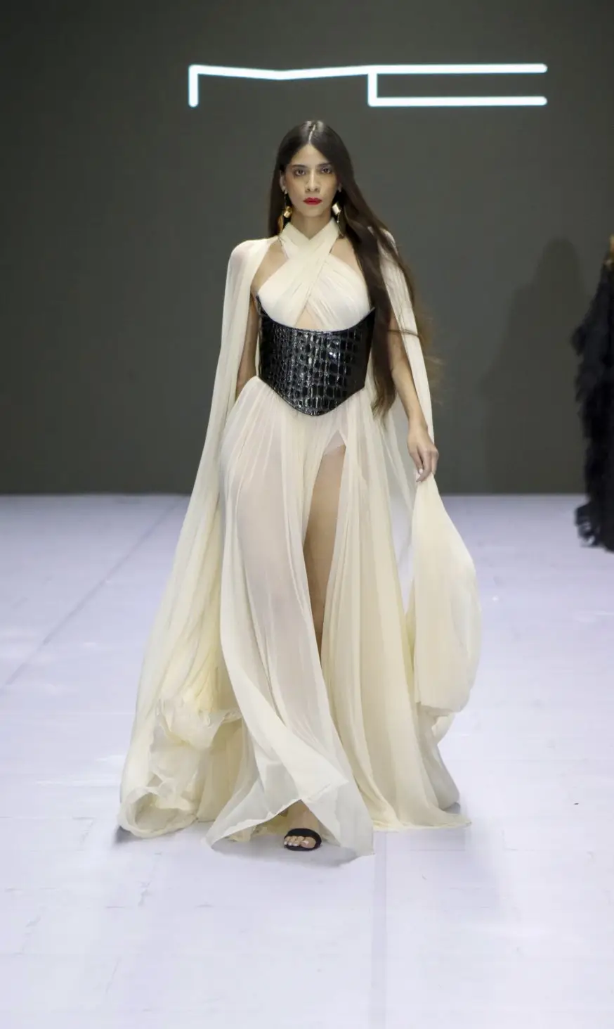 Pasarela Michael Castello