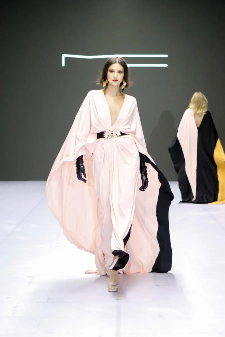 Pasarela Michael Castello