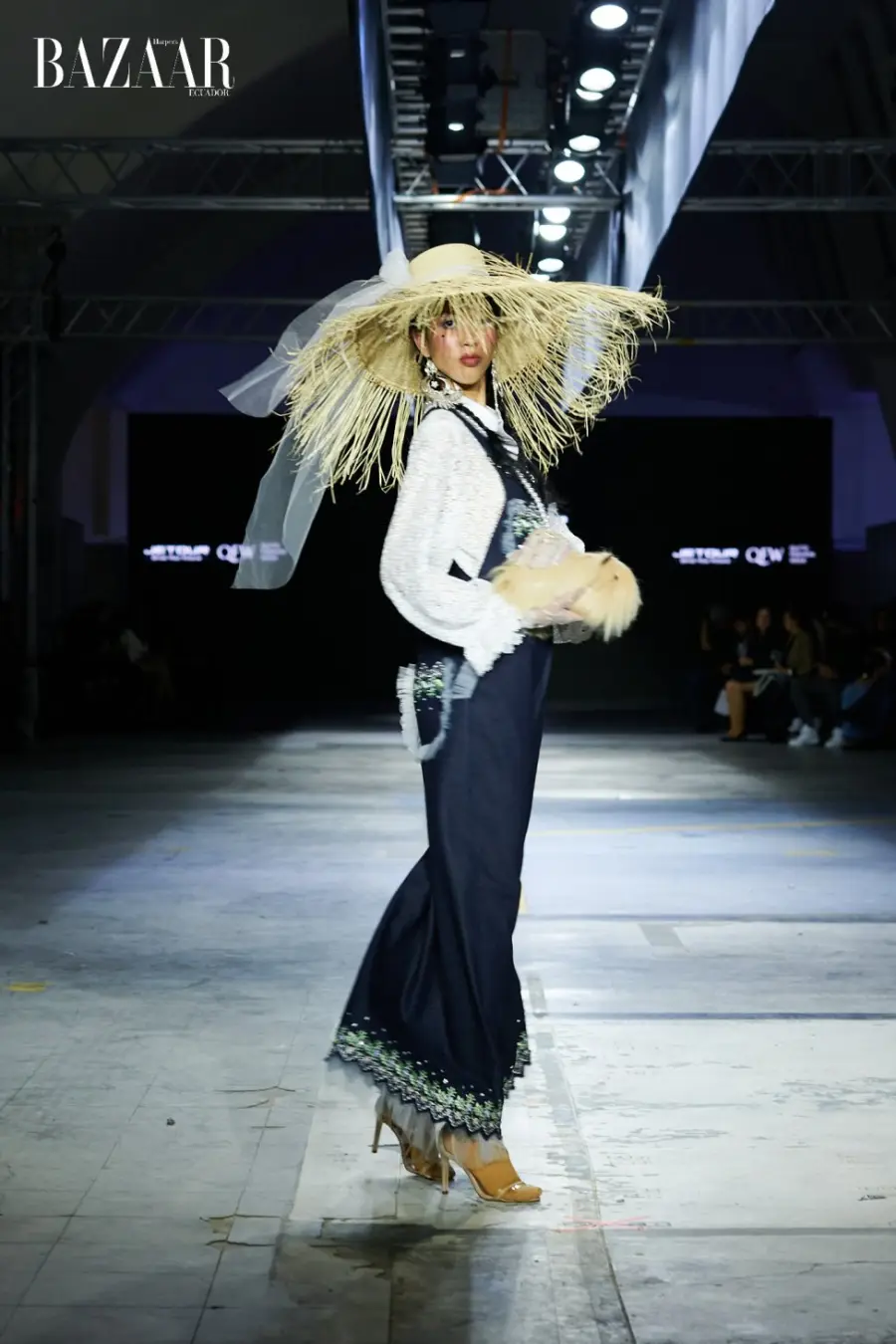 Meee en el Quito Fashion Week. Foto: Daniel Queirolo.