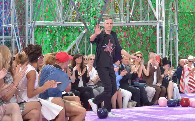 Raf Simons en el show de Christian Dior en la Semana de la Alta Costura A/W 2015/2016.
