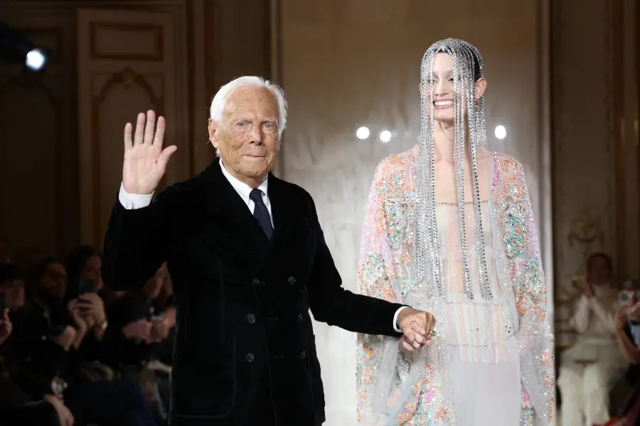 Giorgio Armani Prive: Runway Paris Fashion Week. Haute Couture Spring-Summer 2025. Getty Images
