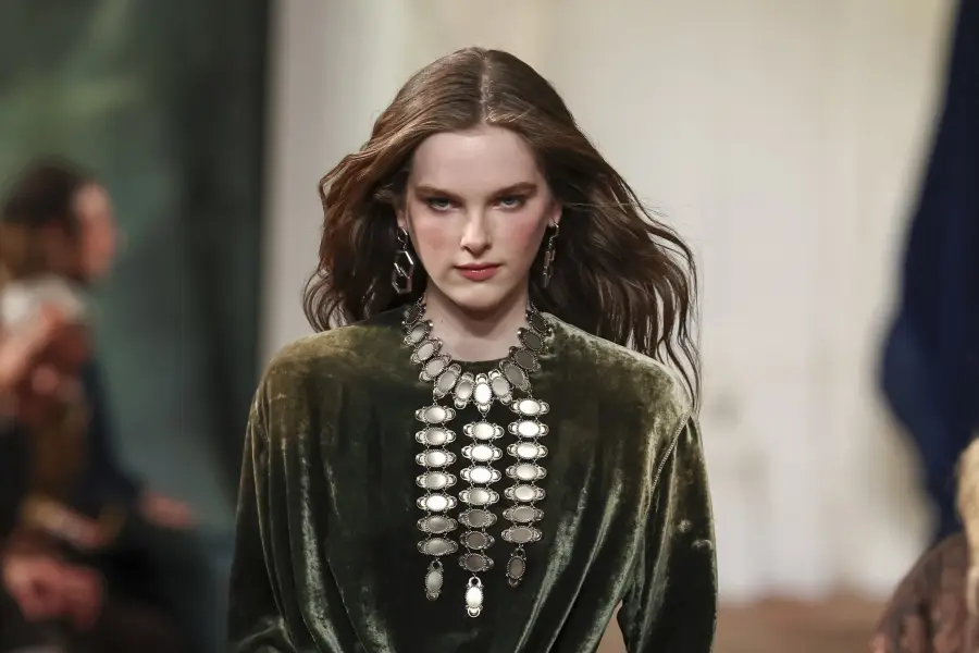 fashion-us-women-ralph-lauren-2260436851_3882x2588