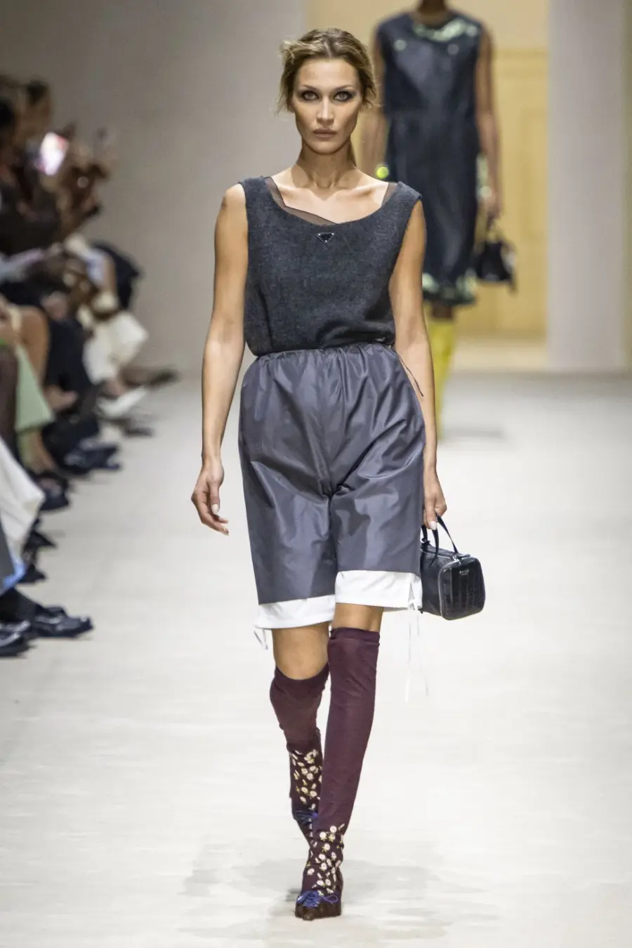 prada---runway---milan-fashion-week---womenswear-fallwinter-20262027-2263728714_2835x4256