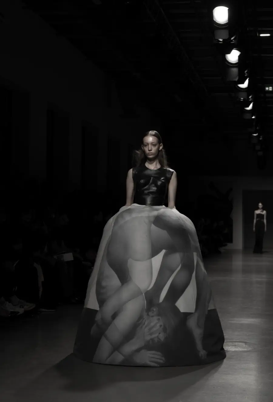 Cobertura de pasarela de Lucian Stefanescu.