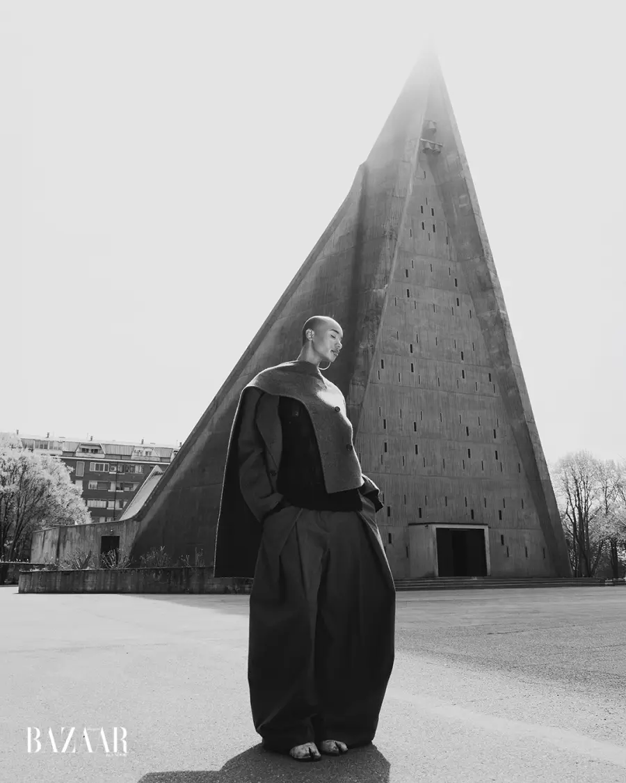 int 5 body as structure - 2500x1400 copy