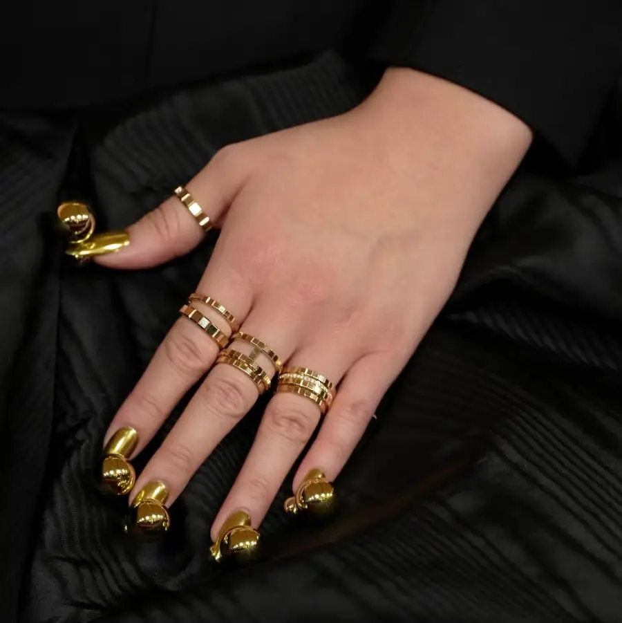 356551d4-36e7-421c-bf8d-5bc232ef01d5