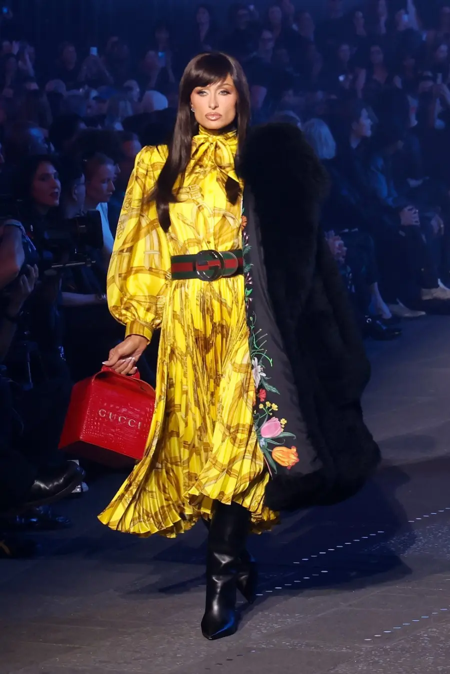 gucci-cruise-2027---runway-2276641234_1715x2572