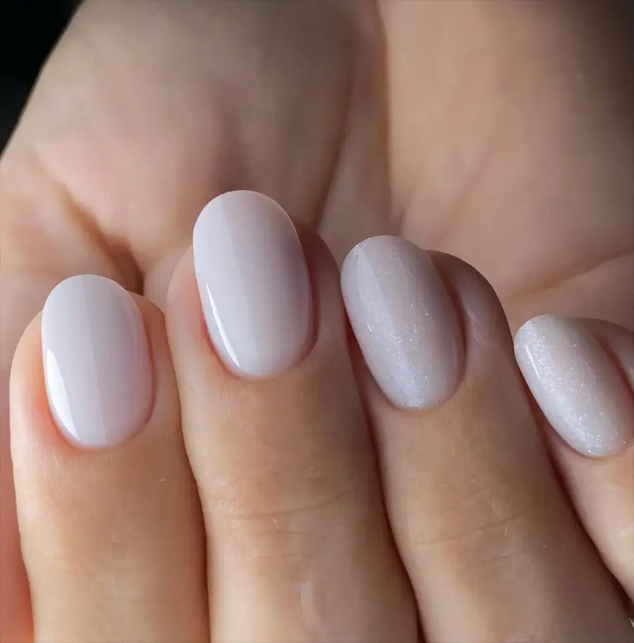 nails
