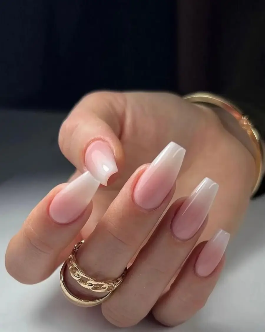 nails