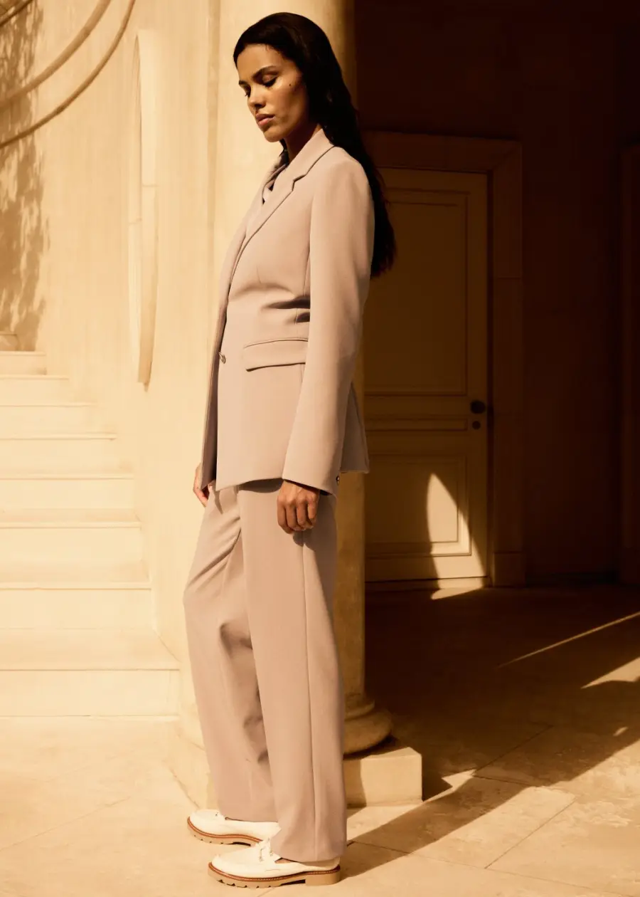 anne_klein_ss26_v2_shot_09_1252