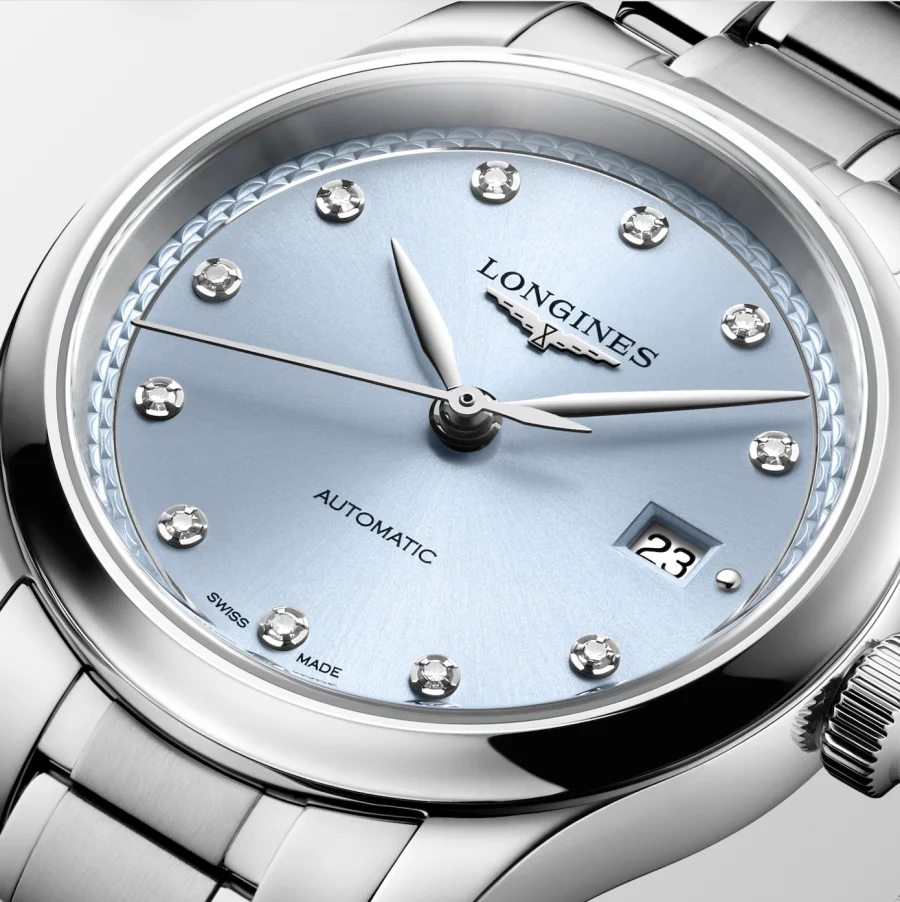 Tres agujas - cortesía Longines