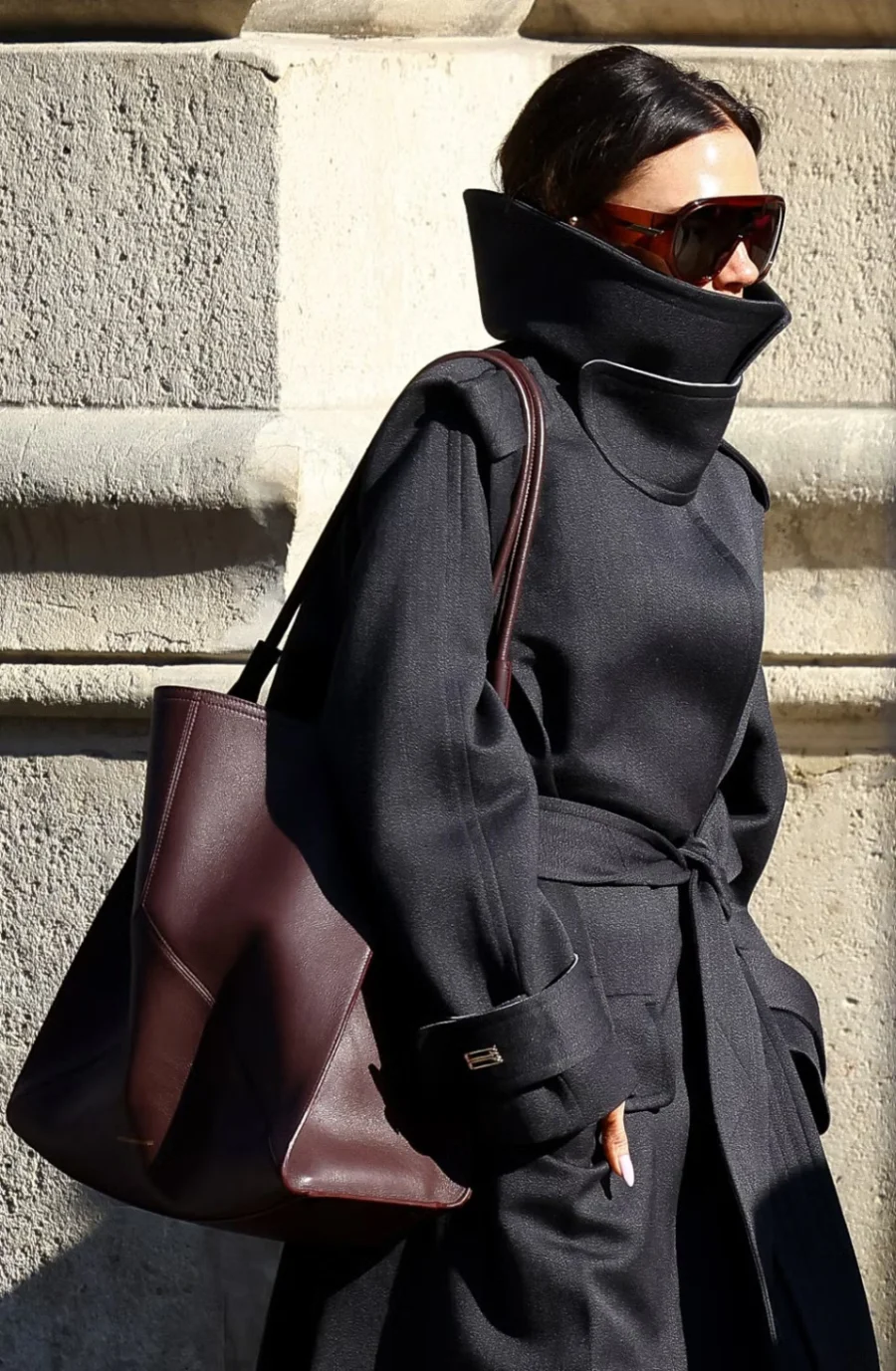 Funnel neck - 1